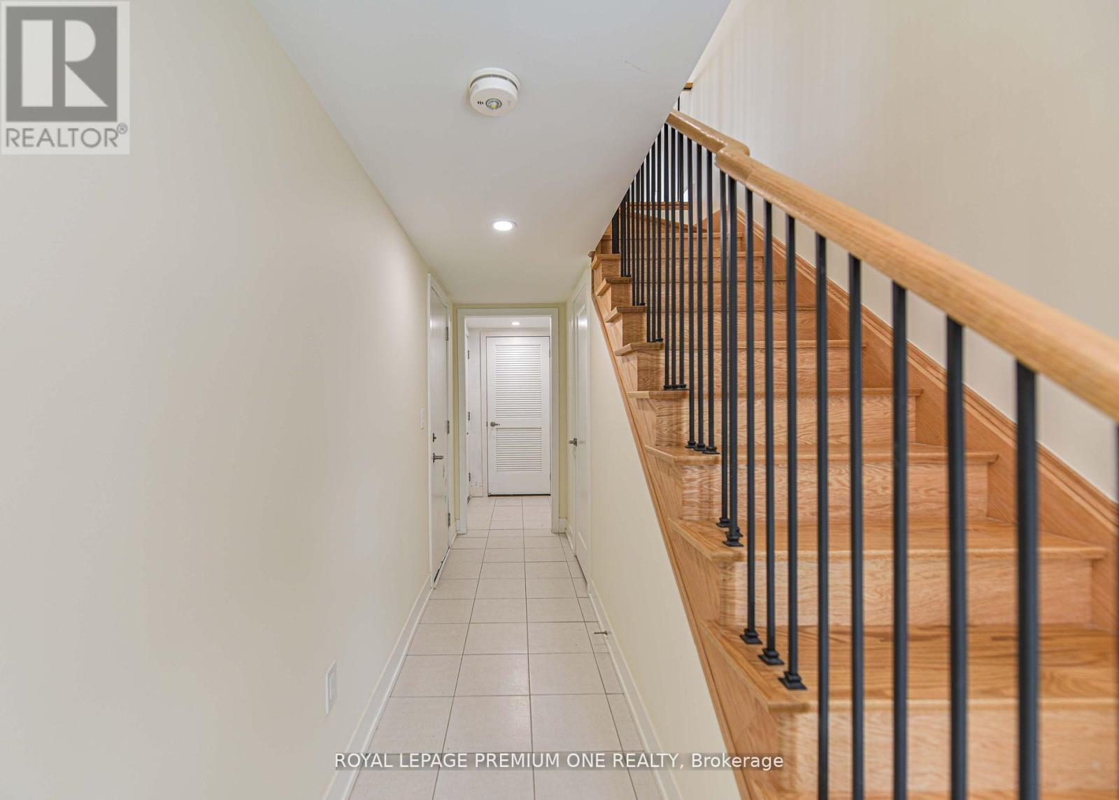 Photo 13 of 12 Mariners Pier Way, Orillia ON