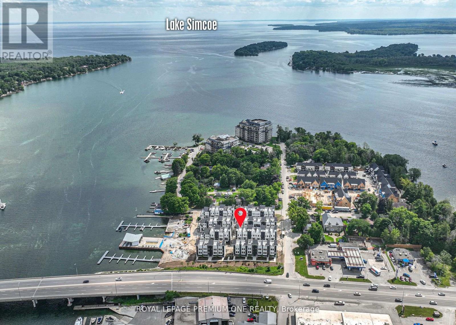 Photo 35 of 12 Mariners Pier Way, Orillia ON