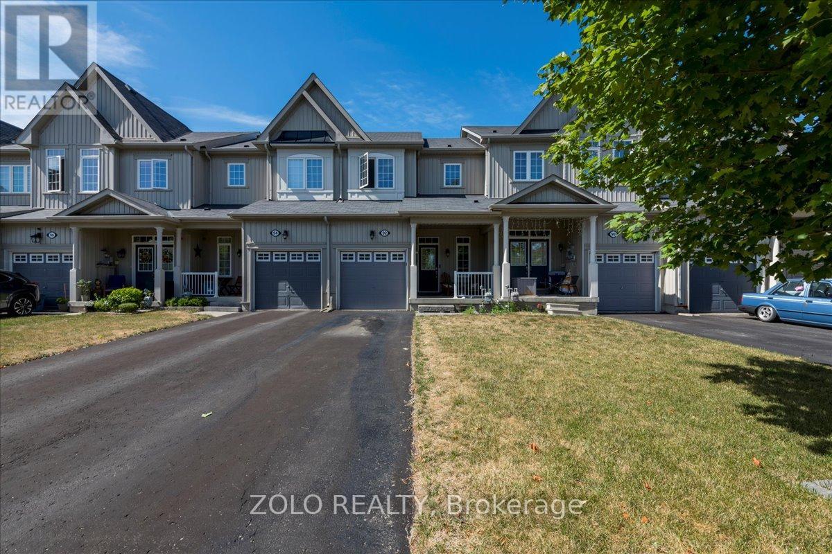 Photo 8 of 92 Pearcey Crescent, Barrie ON