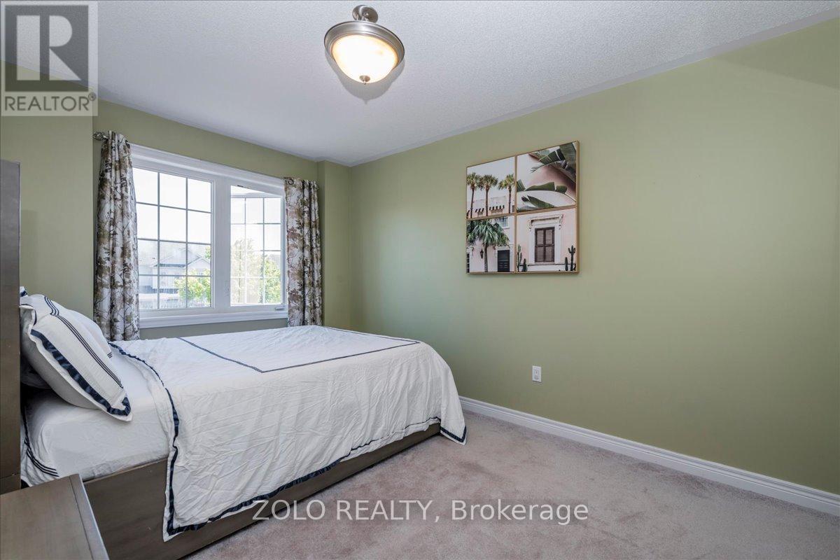 Photo 4 of 92 Pearcey Crescent, Barrie ON