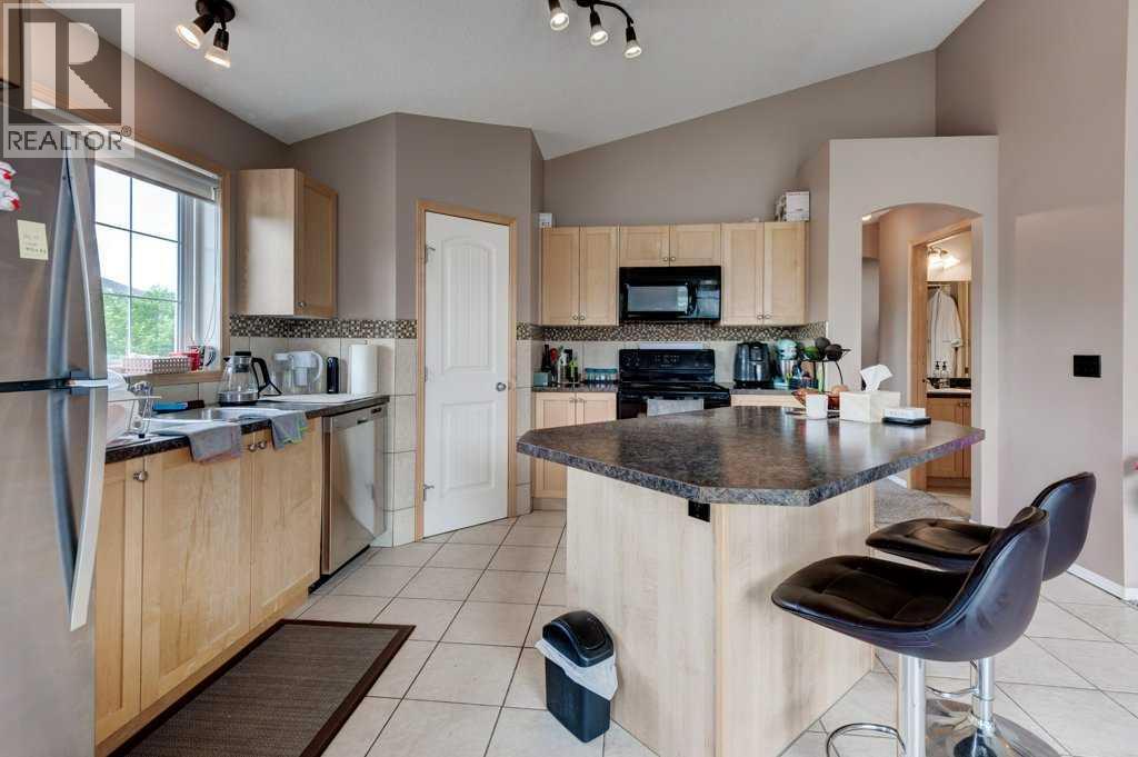 Single Family House for Sale in   Panatella Landing NW Panorama Hills Calgary 