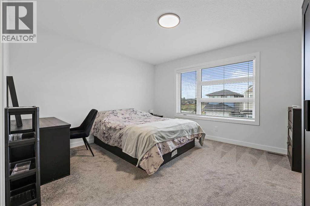Photo 38 of 931 Langholm Drive Se, Airdrie AB