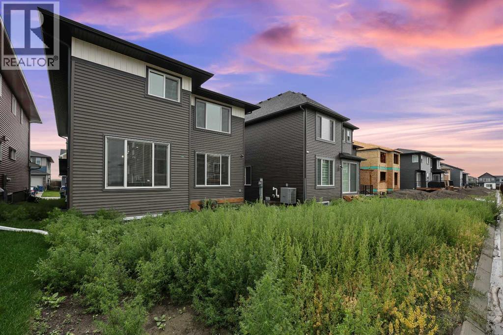 Photo 44 of 931 Langholm Drive Se, Airdrie AB