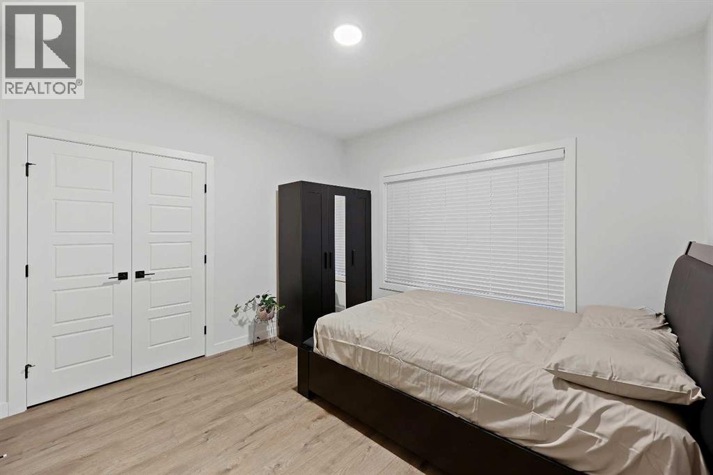 Photo 18 of 931 Langholm Drive Se, Airdrie AB