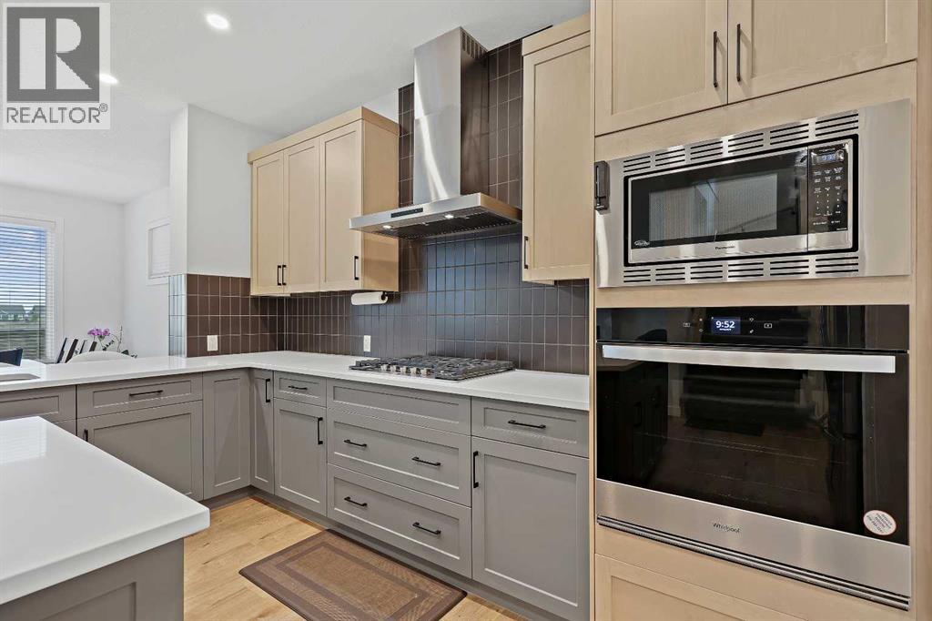 Photo 12 of 931 Langholm Drive Se, Airdrie AB