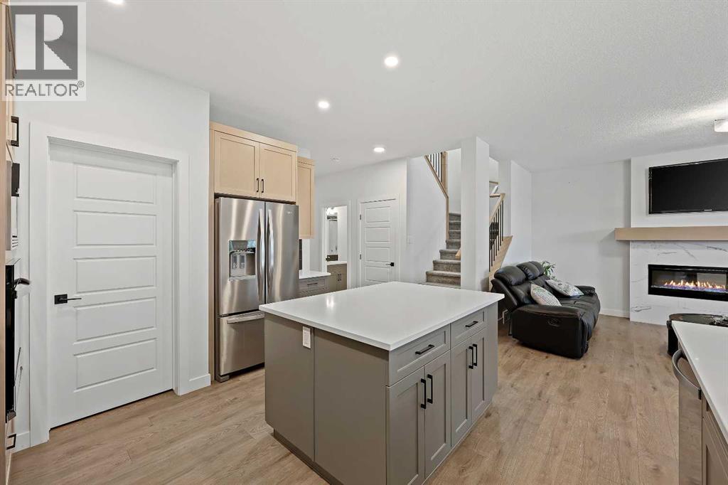 Photo 14 of 931 Langholm Drive Se, Airdrie AB