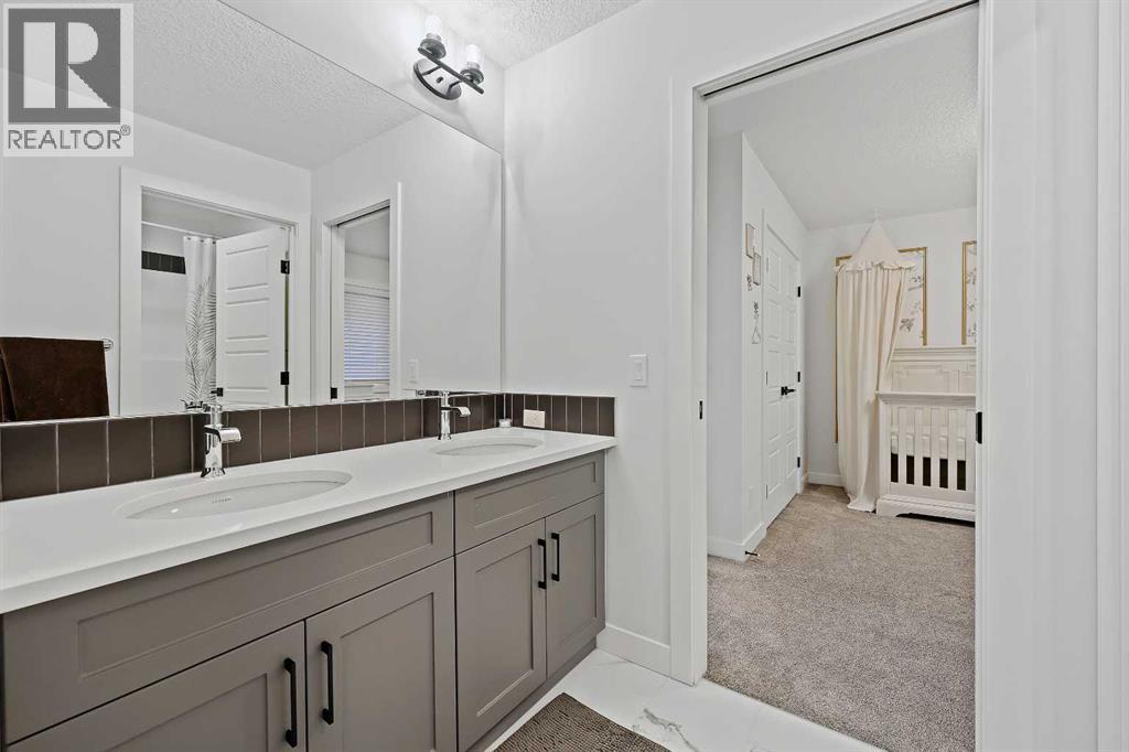 Photo 34 of 931 Langholm Drive Se, Airdrie AB