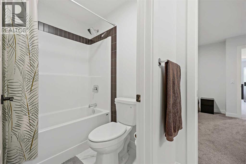 Photo 35 of 931 Langholm Drive Se, Airdrie AB