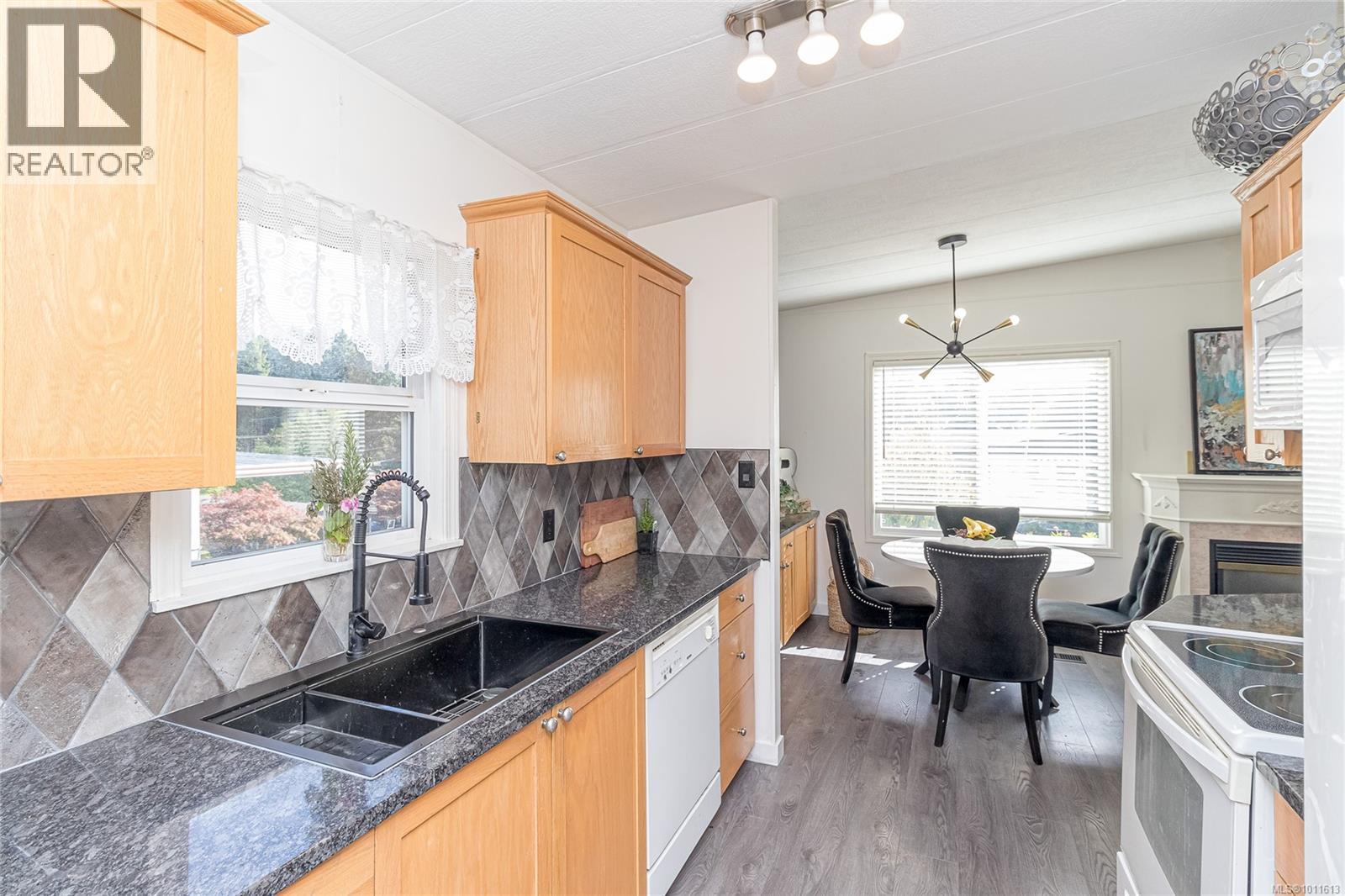 Photo 16 of 42 2501 Labieux Rd, Nanaimo BC