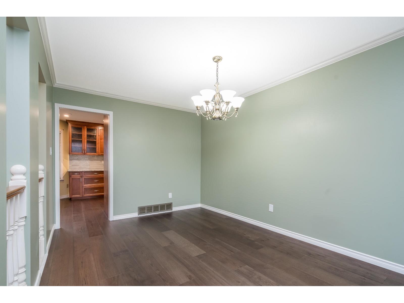 Photo 22 of 4 2989 Trafalgar Street, Abbotsford BC