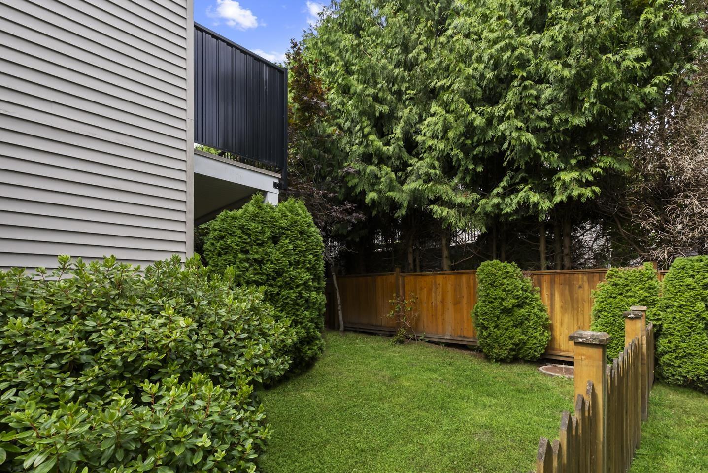 Photo 34 of 8 8747 162 Street, Surrey BC