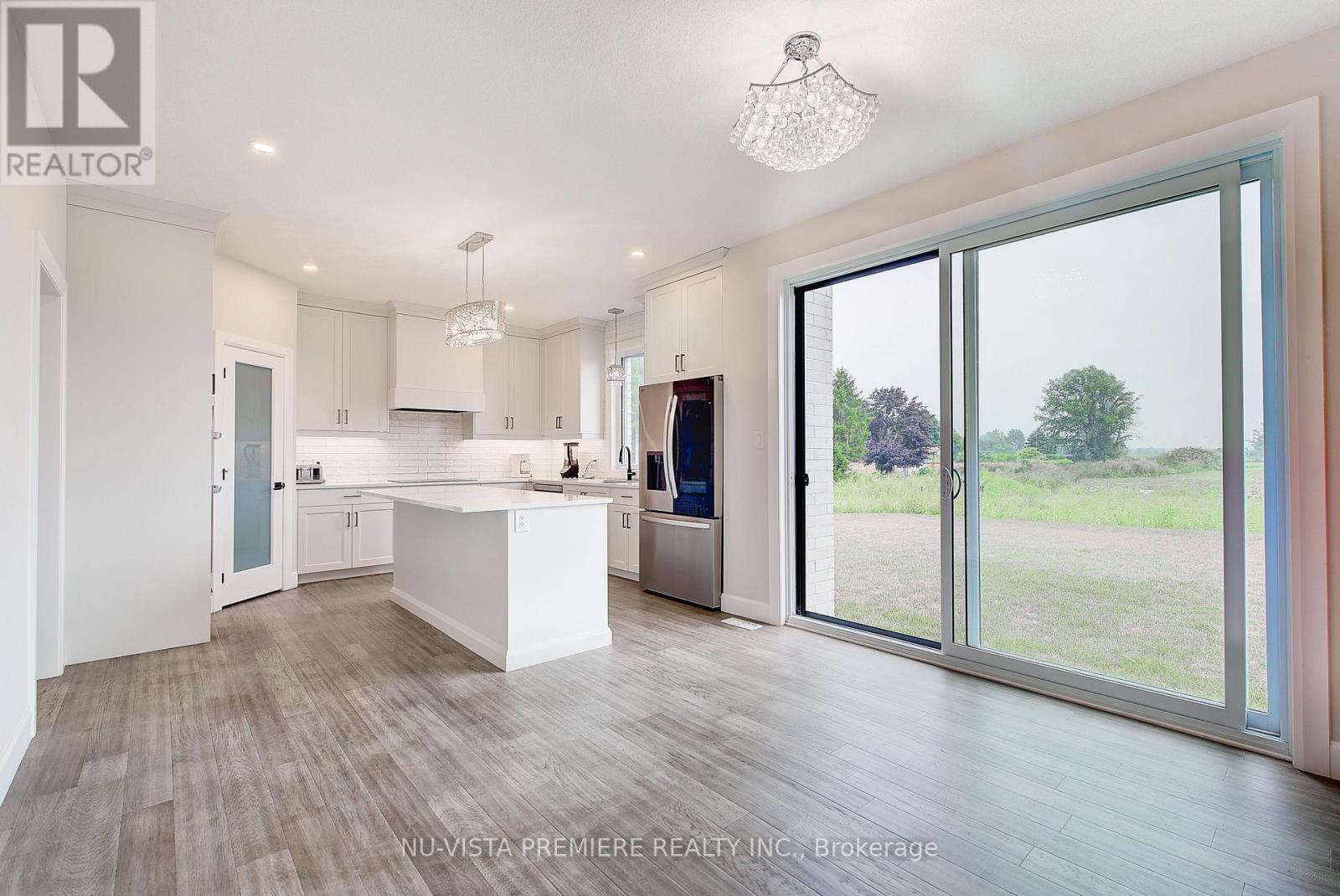 Single Family House for Sale in  MCLEOD STREET North Middlesex (Parkhill) 