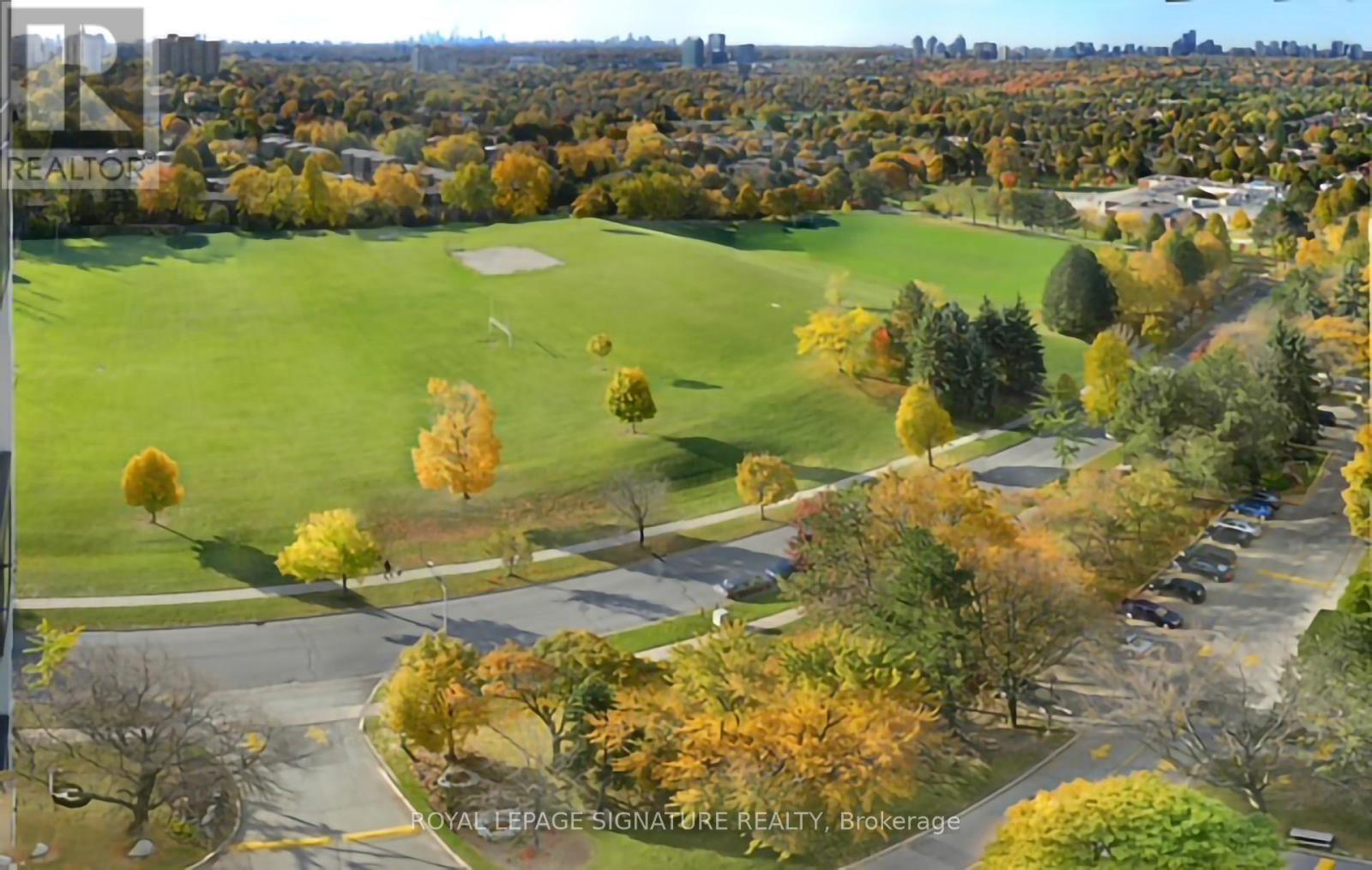 Photo 6 of 1709 350 Seneca Hill Drive, Toronto ON
