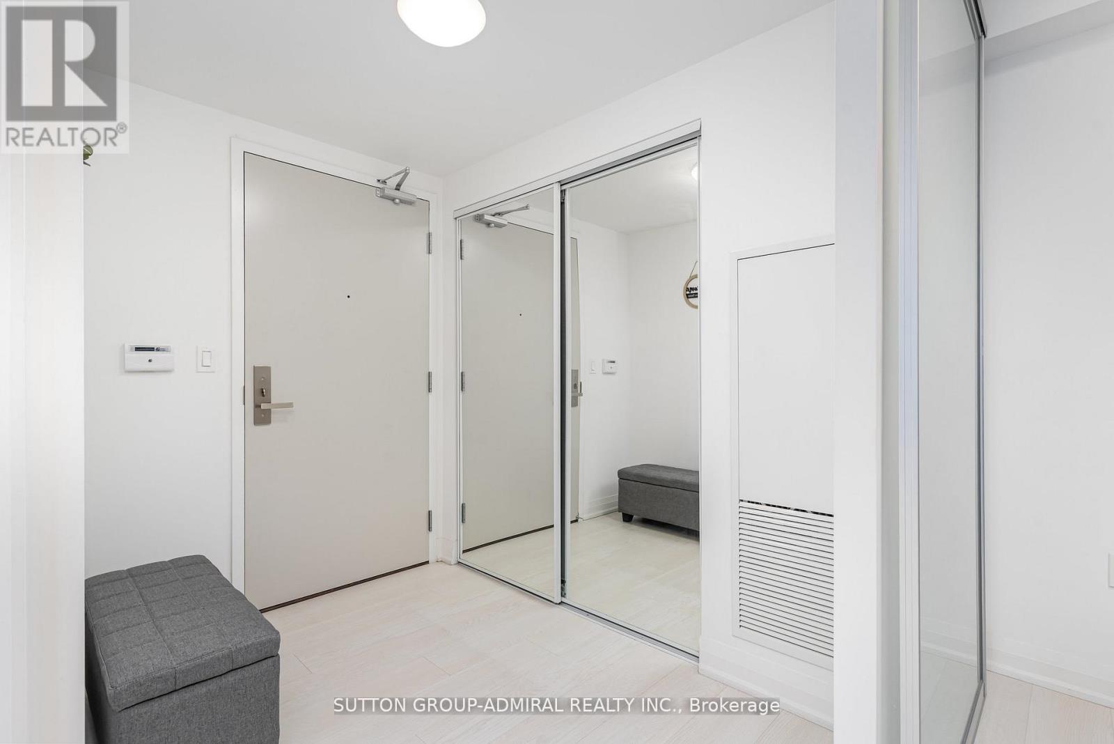 Photo 10 of 2701 30 Gibbs Road, Toronto ON