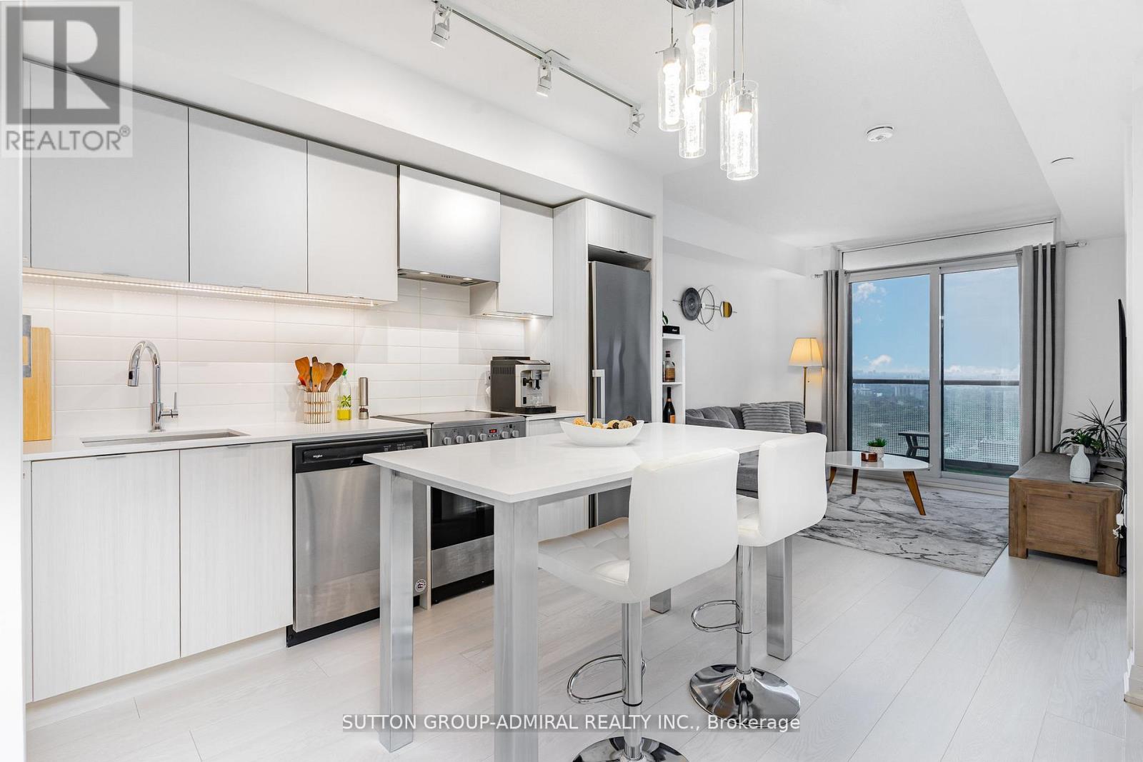 Photo 8 of 2701 30 Gibbs Road, Toronto ON