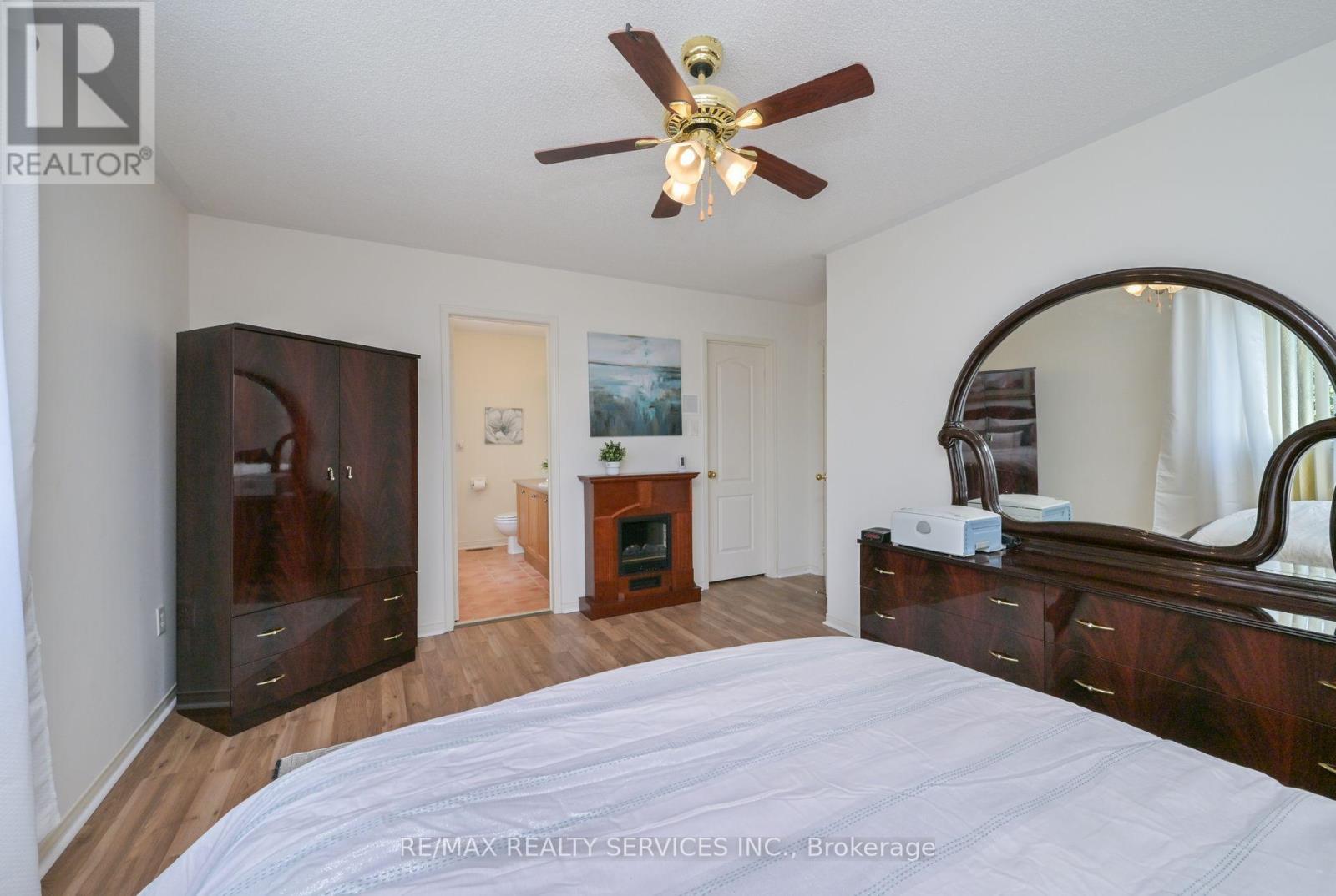 Photo 24 of 48 Albright Road, Brampton ON