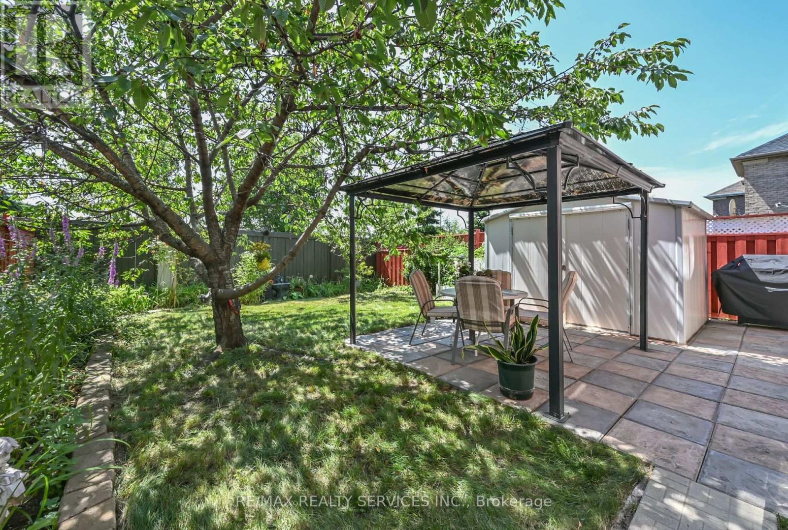 Photo 13 of 48 Albright Road, Brampton ON
