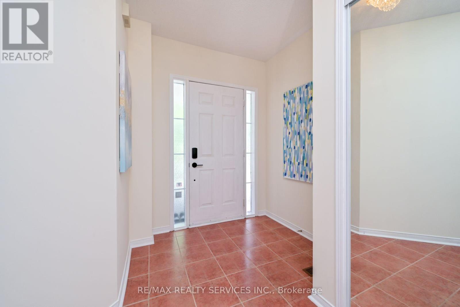 Photo 27 of 48 Albright Road, Brampton ON