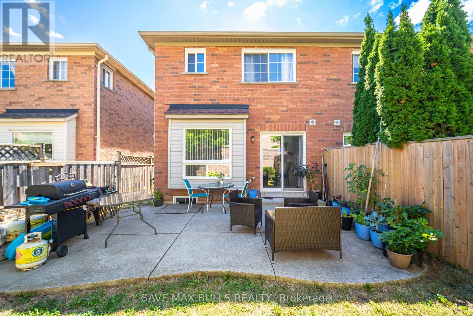 Photo 27 of 60 Vintage Gate, Brampton ON