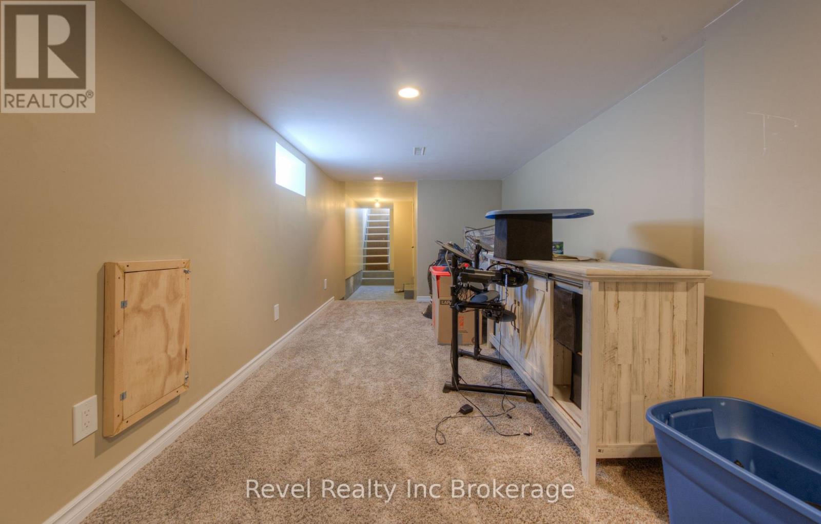 Photo 31 of 509 Canterbury Street, Woodstock ON