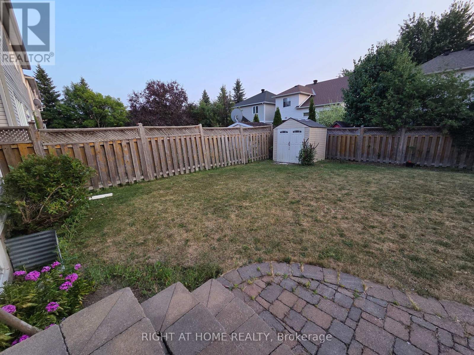 Photo 11 of 96 Maple Stand Way, Ottawa ON
