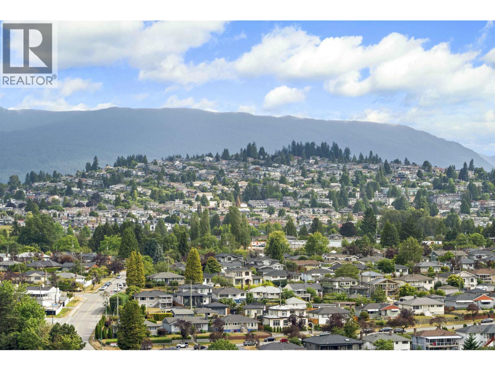 Photo 2 of 2807 2311 Beta Avenue, Burnaby BC