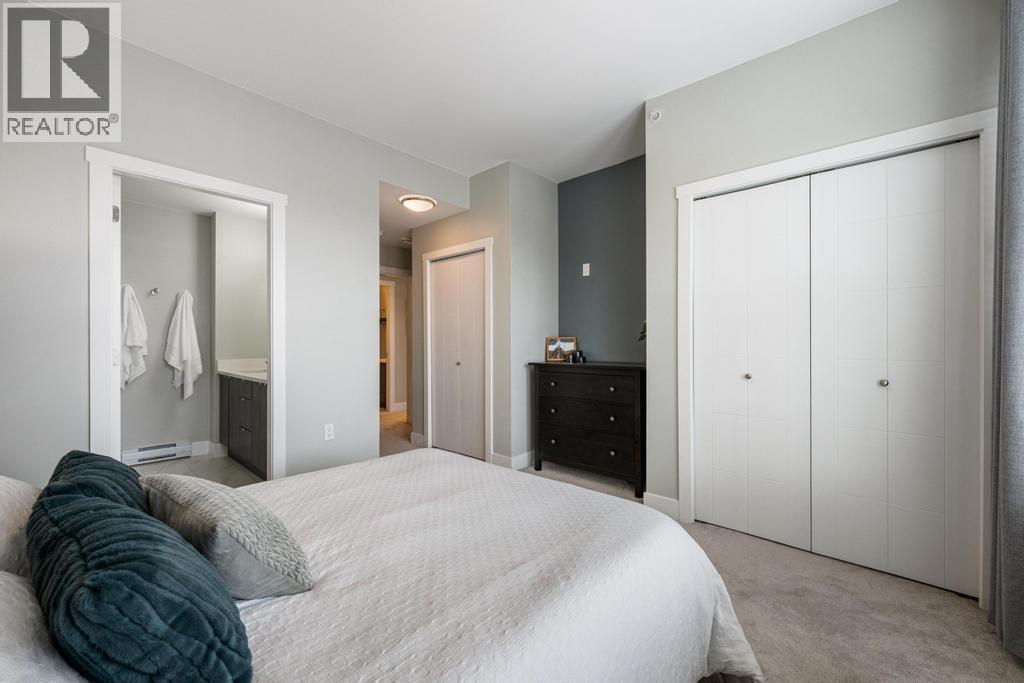 Photo 18 of 16 24086 104 Avenue, Maple Ridge BC