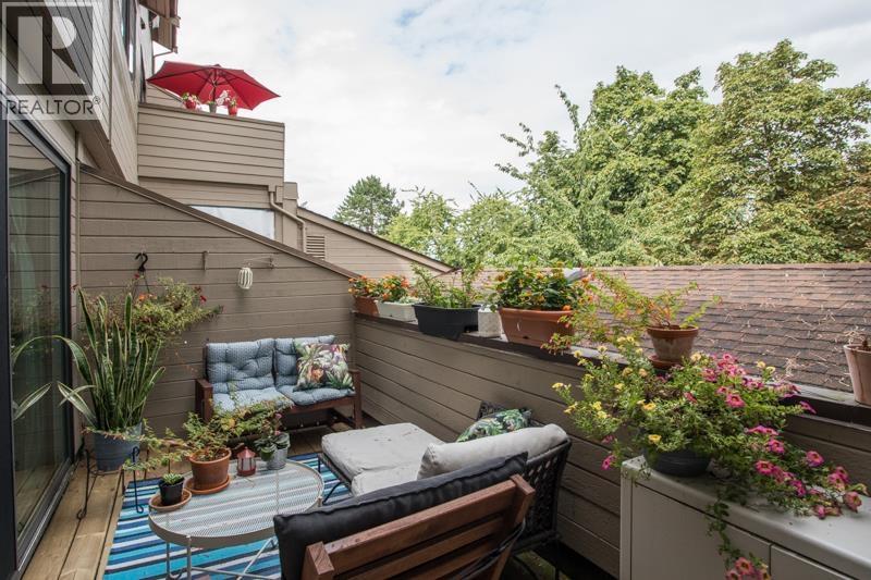 #201-8040 COLONIAL Drive, Richmond
