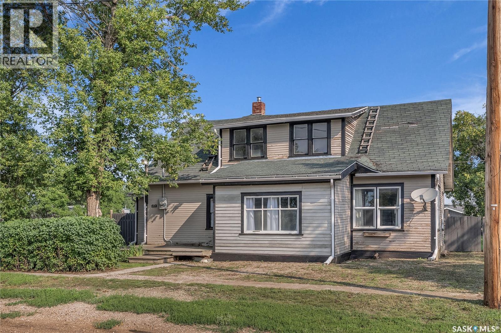 Photo 2 of 201 Rupert Street, Aberdeen SK