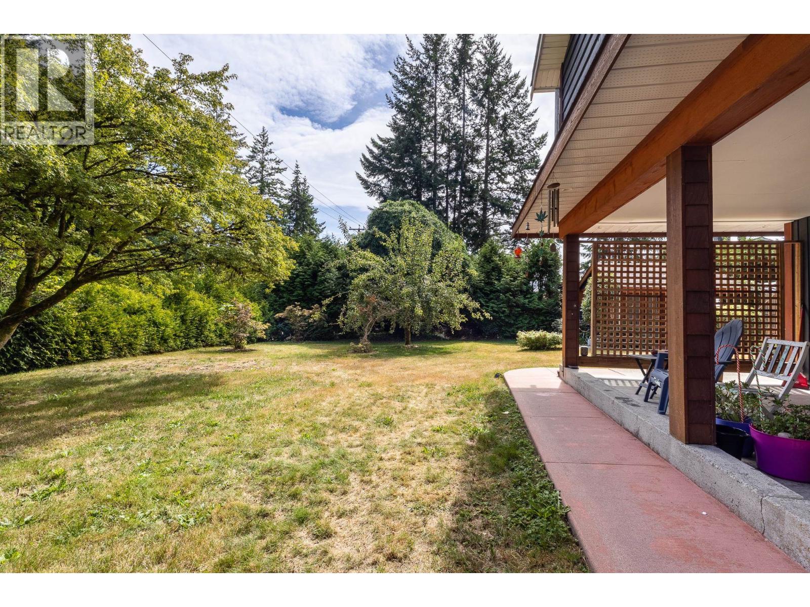 Photo 9 of 801 Reed Road, Gibsons BC