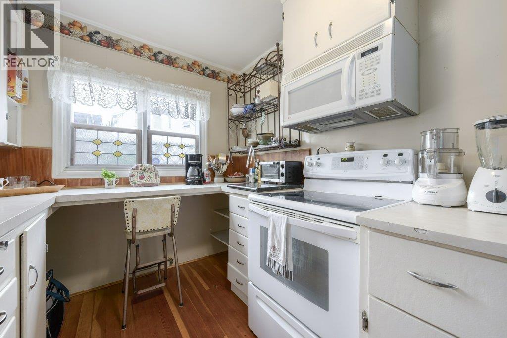 Photo 10 of 125 E 48th Avenue, Vancouver BC