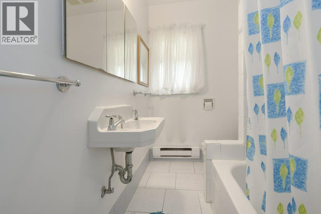 Photo 18 of 125 E 48th Avenue, Vancouver BC