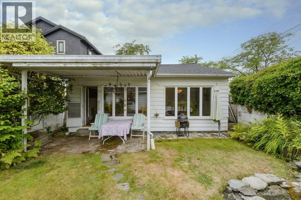 Photo 30 of 125 E 48th Avenue, Vancouver BC