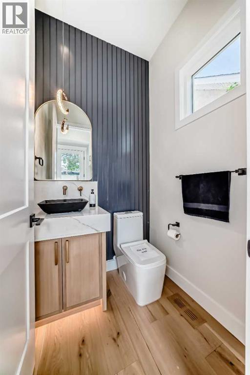 Single Family House for Sale in   Avenue SW Richmond Calgary 