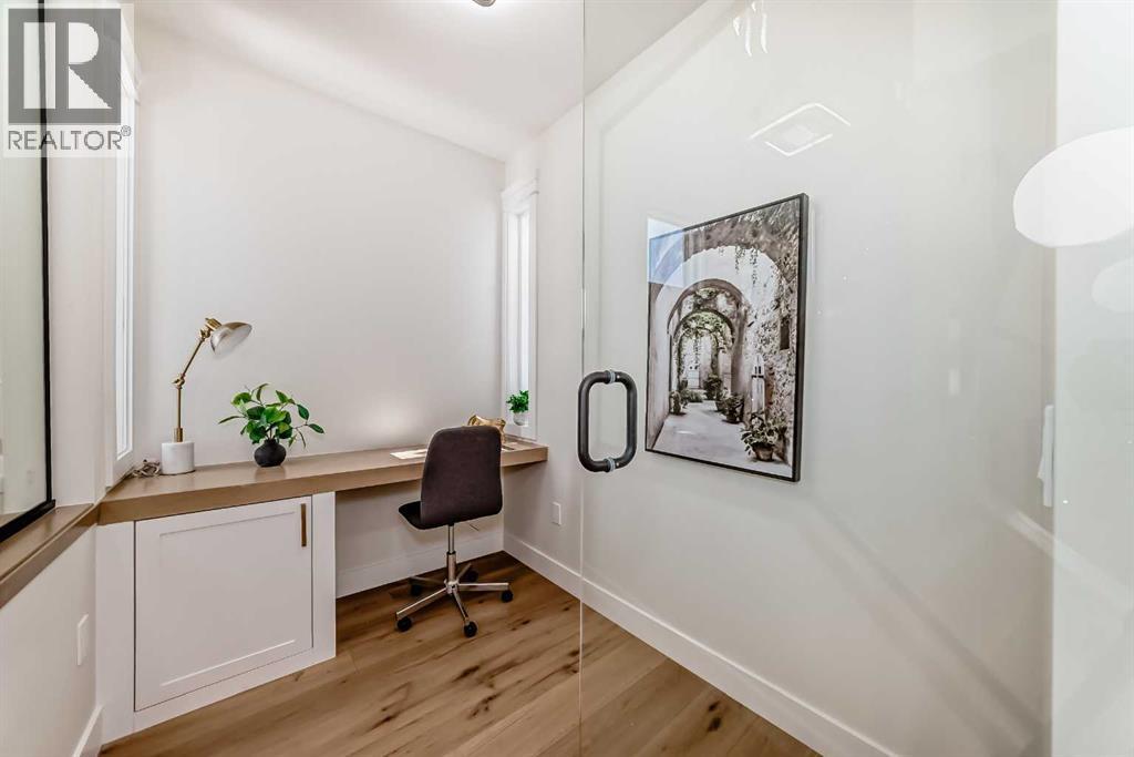 Single Family House for Sale in   Avenue SW Richmond Calgary 