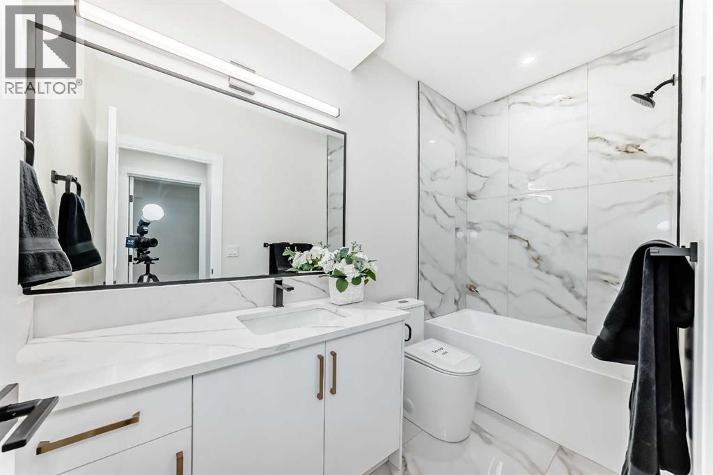 Single Family House for Sale in   Avenue SW Richmond Calgary 