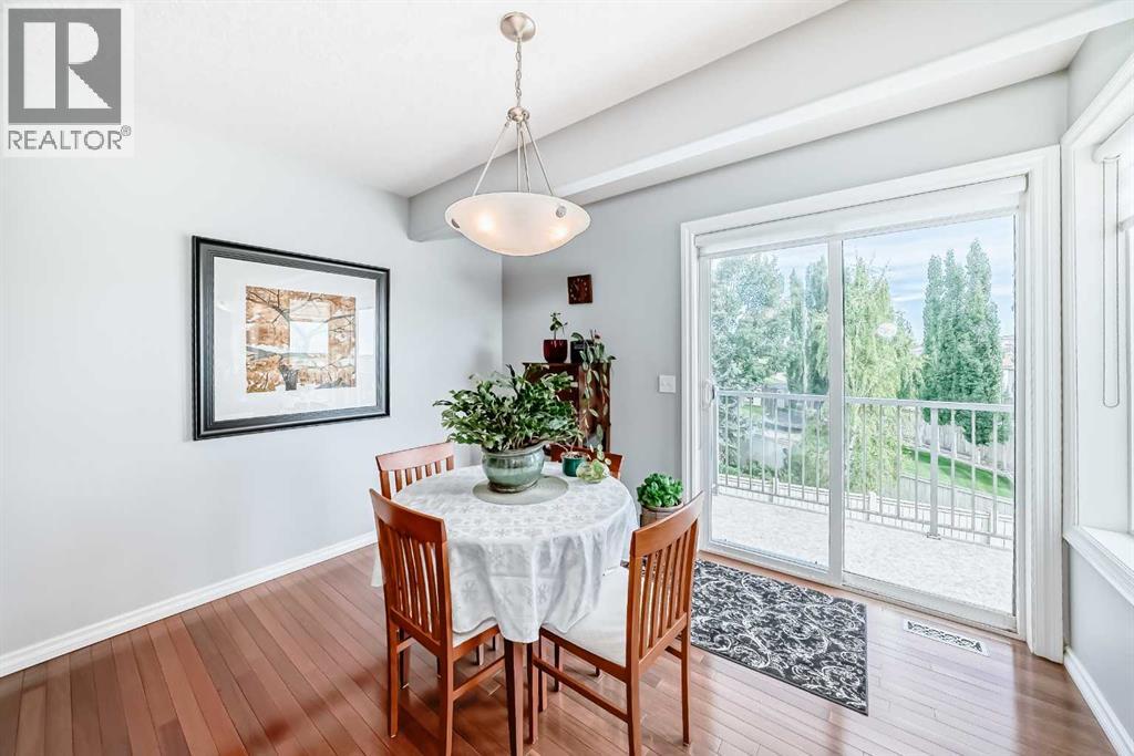 Single Family House for Sale in  Royal Crest View NW Royal Oak Calgary 