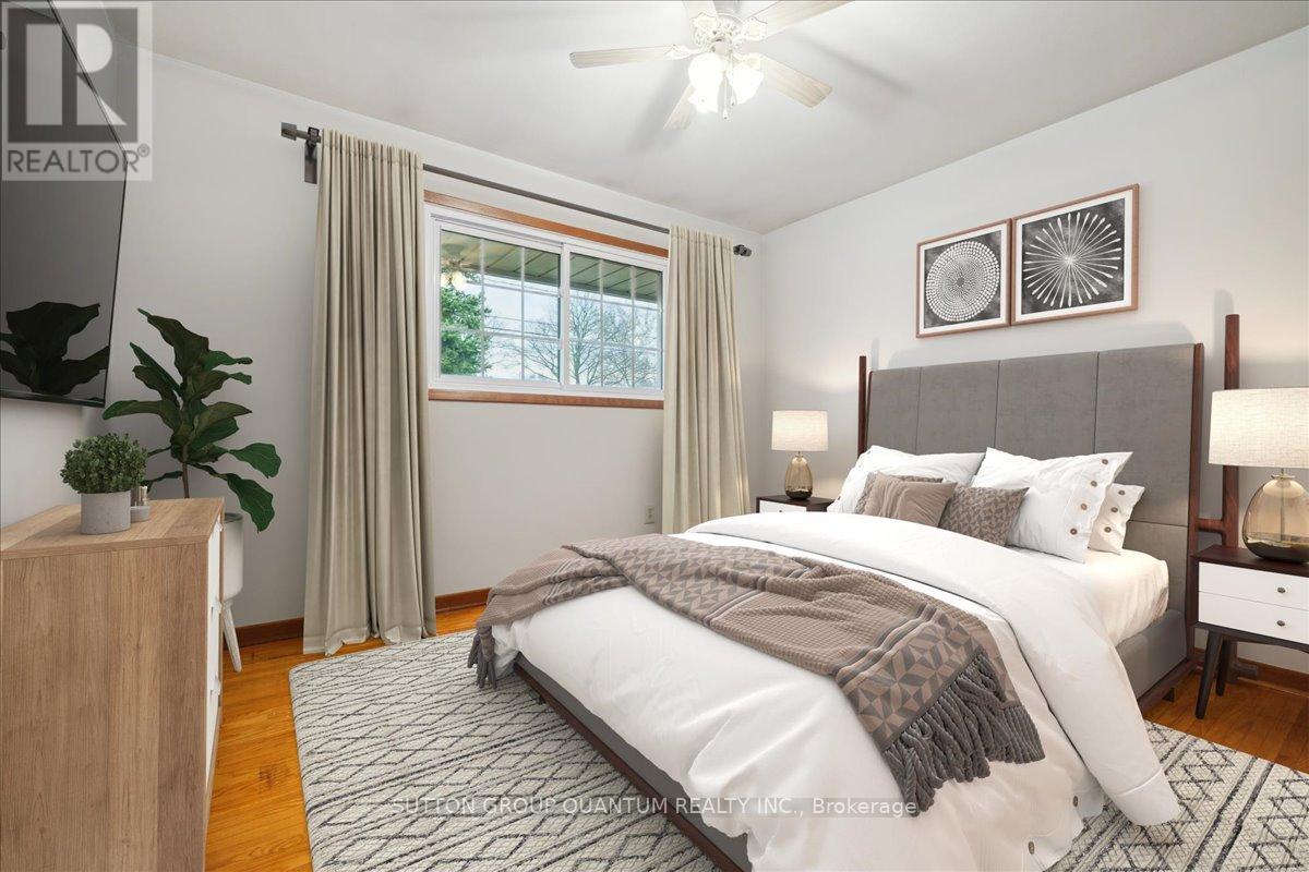 Photo 12 of 297 Lakeshore Road, St Catharines ON