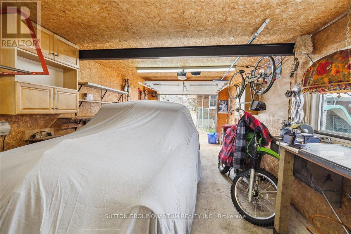 Photo 15 of 297 Lakeshore Road, St Catharines ON