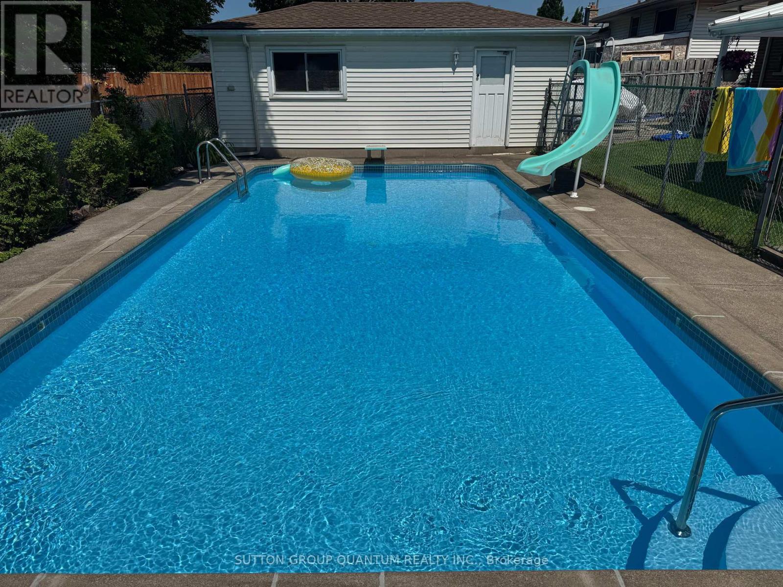 Photo 21 of 297 Lakeshore Road, St Catharines ON