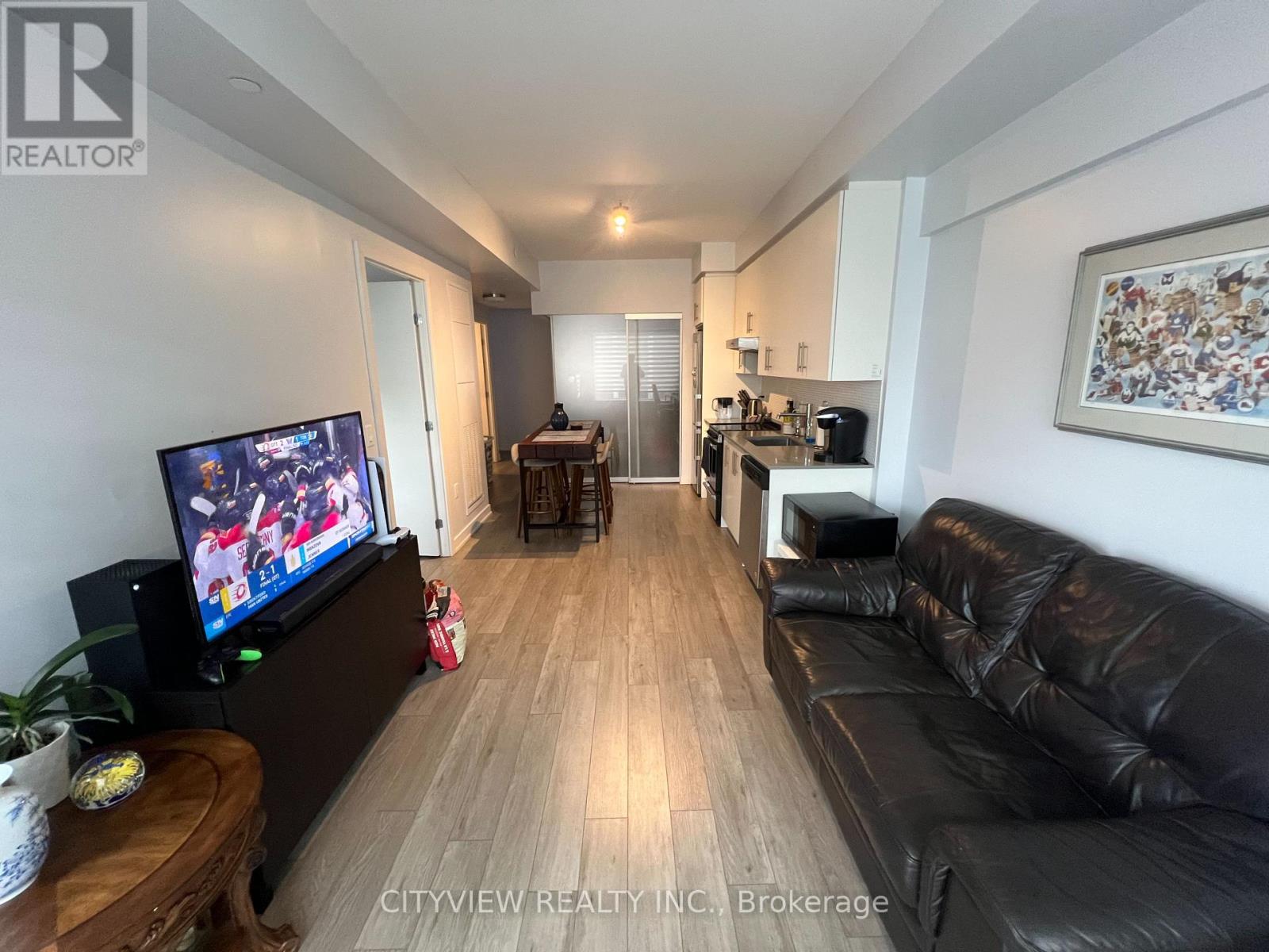 Photo 27 of 401 212 King William Street, Hamilton ON