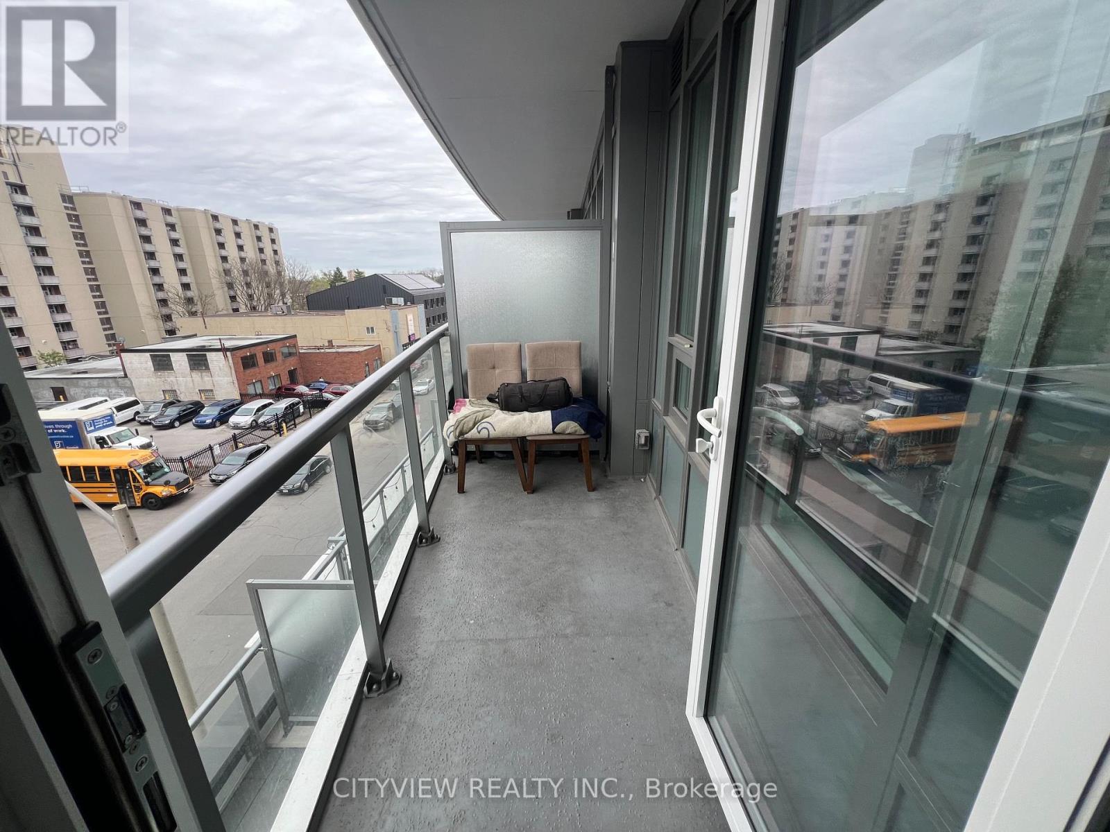 Photo 5 of 401 212 King William Street, Hamilton ON
