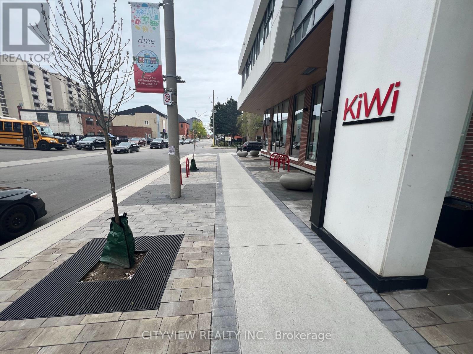 Photo 12 of 401 212 King William Street, Hamilton ON