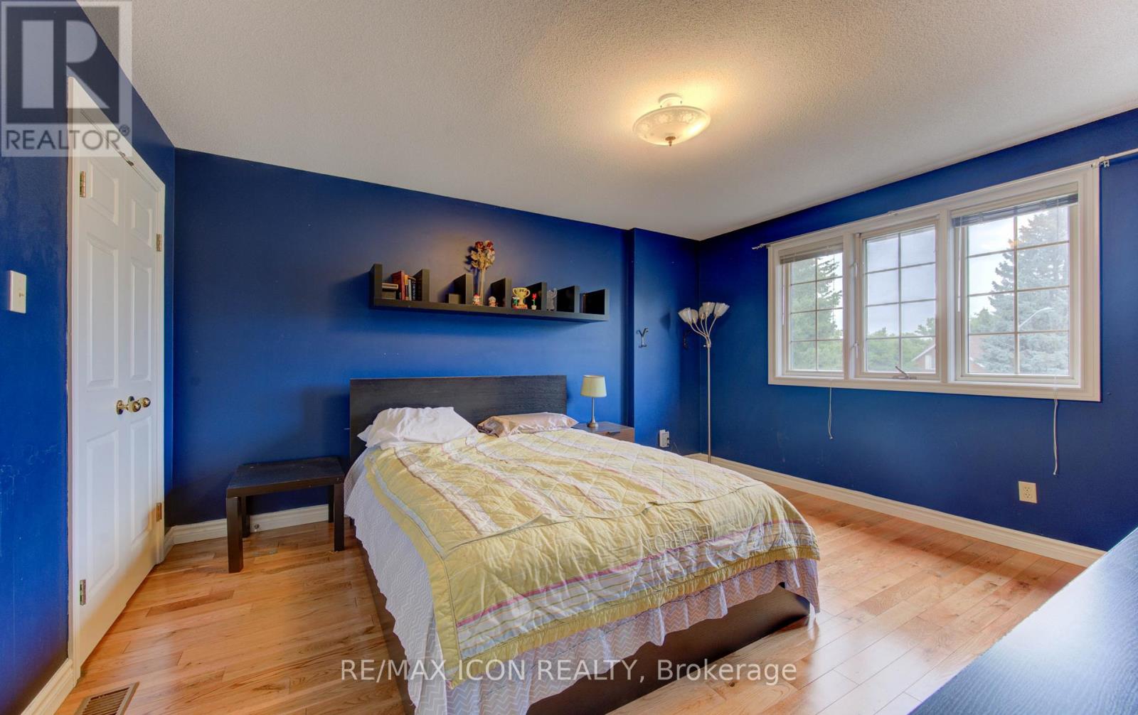 Photo 7 of 531 Sandbrooke Court, Waterloo ON
