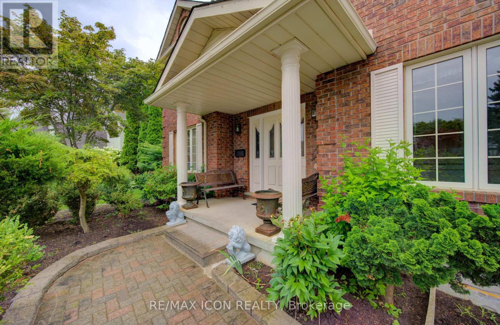 Photo 42 of 531 Sandbrooke Court, Waterloo ON