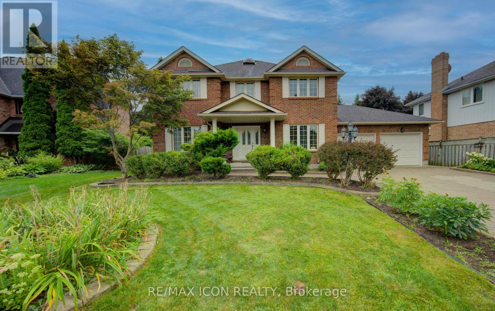 Photo 1 of 531 Sandbrooke Court, Waterloo ON