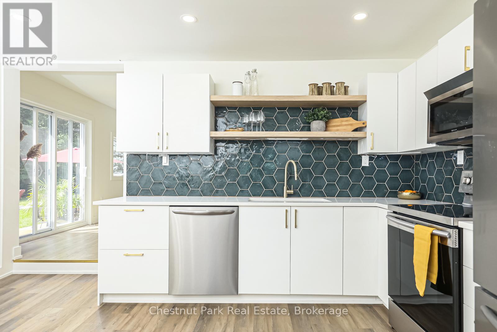 Photo 8 of 208 Redan Street, Grey Highlands ON