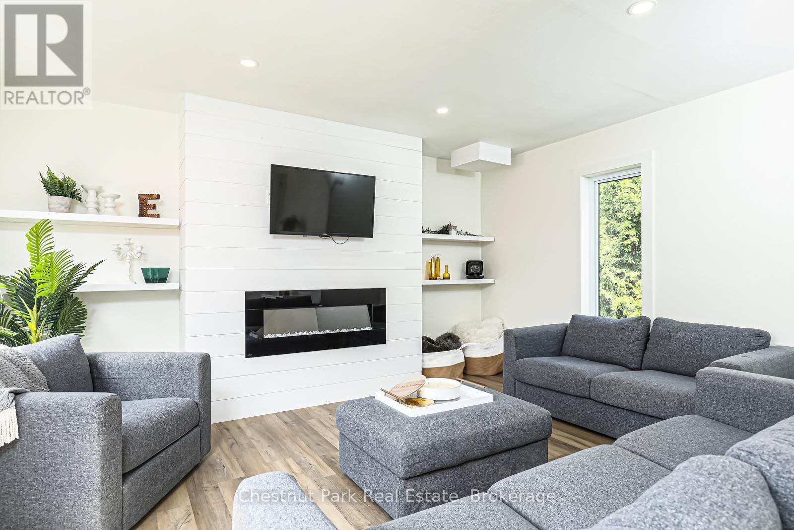Photo 39 of 208 Redan Street, Grey Highlands ON