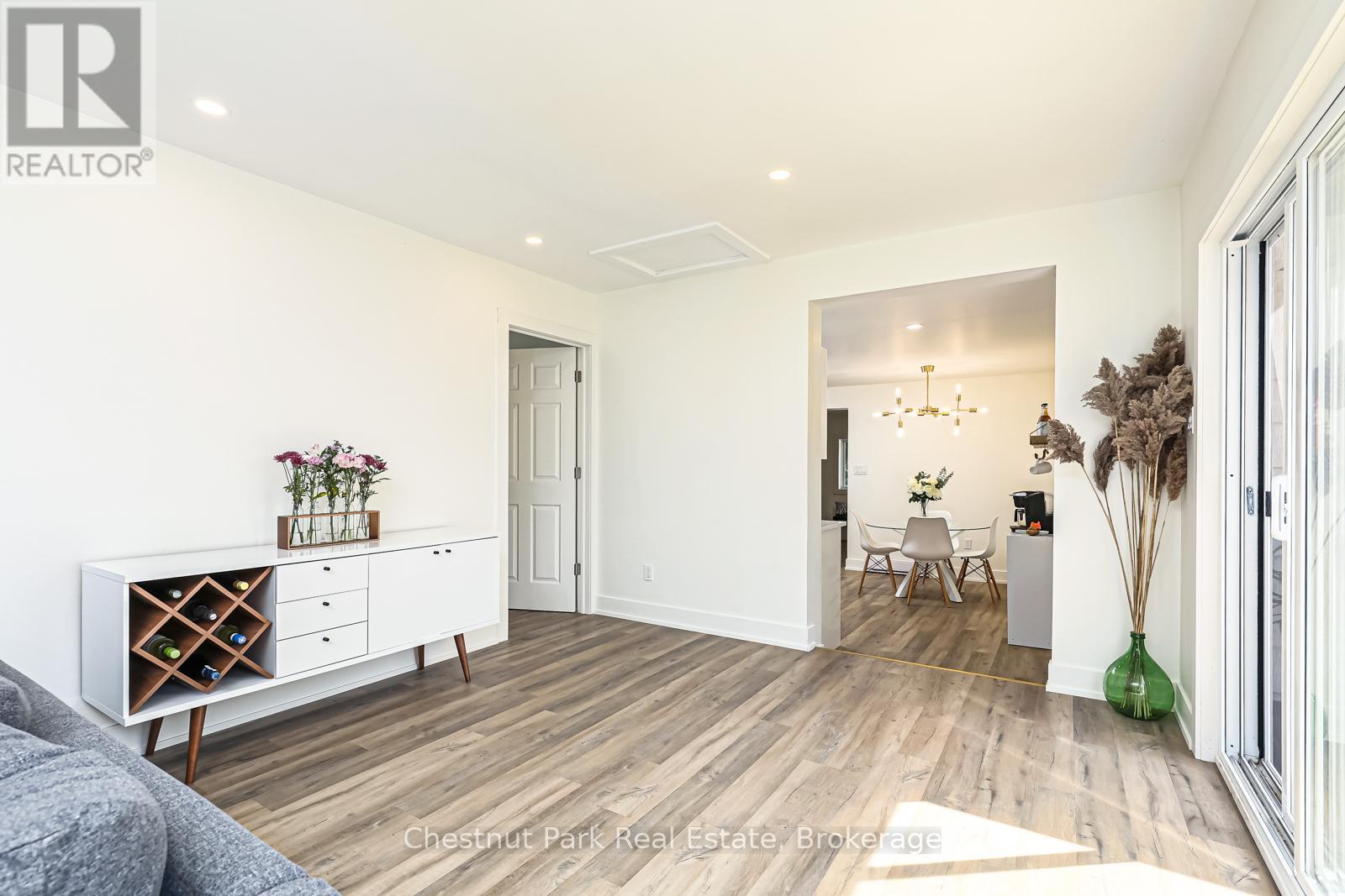 Photo 33 of 208 Redan Street, Grey Highlands ON