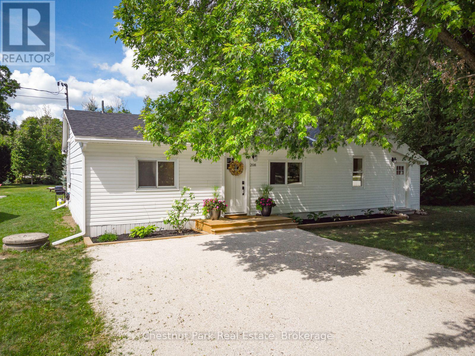 Photo 43 of 208 Redan Street, Grey Highlands ON